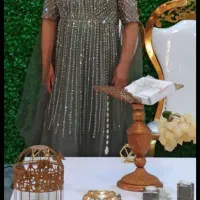 لباس مجلسی|لباس|صدرا-فارس, فاز ۱|دیوار