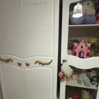 تخت و کمد ویترین|تخت و سرویس خواب|تهران, آهنگران (سراسیاب دولاب)|دیوار