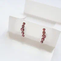 گوشواره نقره نگینی مدل صورتی، درخشش جذاب|بدلیجات|زنجان, |دیوار