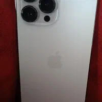 گوشی آیفون در حد نو