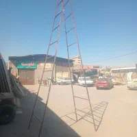 نردبان فلزی با ارتفاع ۴و نیم متر دو پایه|ابزارآلات|کرمان, |دیوار