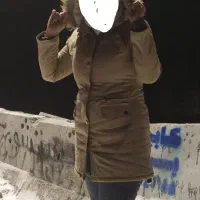 پالتوی زنانه رنگ کرم با تعدادی مانتو|لباس|بیرجند, |دیوار