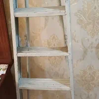 نردبان ۶ پله قدیمی بسیار محکم