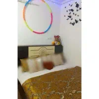 تخت خواب + میز آینه+ پاتختی|تخت و سرویس خواب|گلستان (تهران), |دیوار