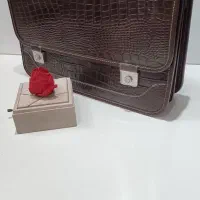 کیف چرم اداری فقط چرم گاوی قیمت فضایی ممنوع