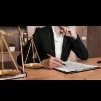 وکیل پایه یک دادگستری(نگران حق الوکاله نباشید)