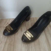 کفش چرم مشکی و کرم