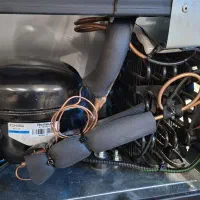 خدمات نصب و تعمیرات یخچال خودرو