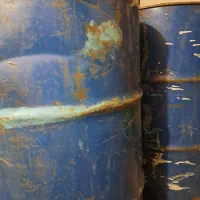 بشکه ۲۲۰ لیتری