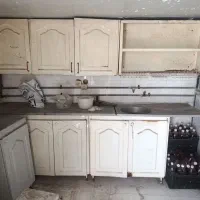 کابینت آهنی چند تیکه سالم بدو پوسیدگی