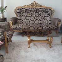 مبل استیل ۹ نفره همراه میز و عسلی با کنار سالنی