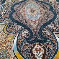 یک عدد فرش در حد نو