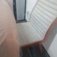 میز نهارخوری همراه با چهار صندلی