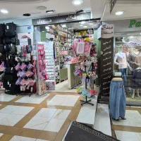 فروشنده  آرایشی نیمه وقت