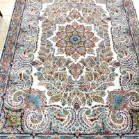 یک تخته فرش ۹ متری