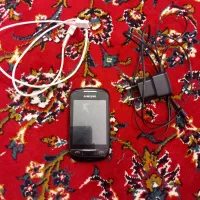 گوشی سامسونگ در حد نو معاوضه با قناری ماده