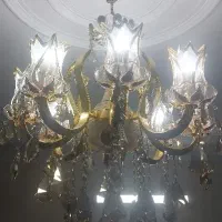 لوستر ۸ شاخه