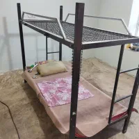 تخت دو طبقه