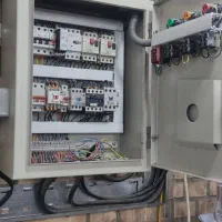 اجرا و تعمیرات تابلو برق صنعتی و ساختمانی