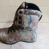 پوتین|کیف، کفش، کمربند|کردکوی, |دیوار