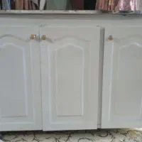 کابینت ۳درب بدون پوسیدگی کاملا سالم