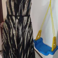 لباس مجلسی شیک فروشی به همراه کفش ساده