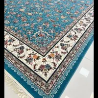 خریدار فرش زمینه فیروزه ای یا سبز ابی