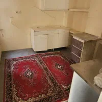 طیقه بالا در از حیاط|اجارهٔ خانه و ویلا|شیراز, لب آب|دیوار