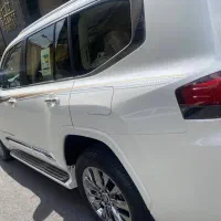 لندکروز ۲۰۲۵ پلاک ملی