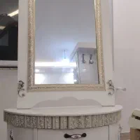 بوفه ساعت اجاق گاز آیینه شمعدان میزآرایش با آیینه|بوفه، ویترین، کنسول|رشت, یخسازی|دیوار