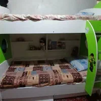 تخت دو طبقه نوجوان