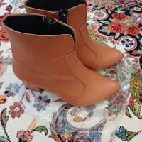 نیم بوت نو سایز ۳۸ رنگ عسلی|کیف، کفش، کمربند|خرم‌آباد, |دیوار