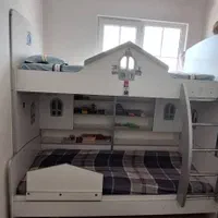 تخت دو طبقه