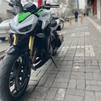 Z1000  نیکتاز
