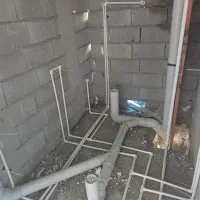 شاگرد لوله کشی آب