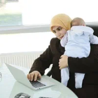 جذب بانوان پر تلاش