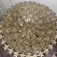 میوه خوری کنار سالنی