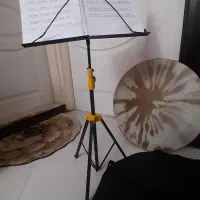 دف با سه پایه