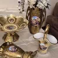 میوه خوری گلدان. شکلات خوری به همراه سینی