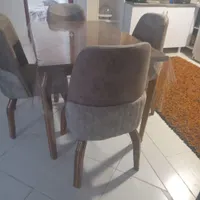 میز غذا خوری چوب راش بدون هیچ استفاده ای
