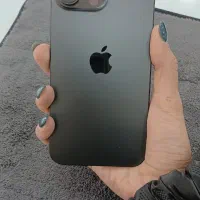 آیفون ۱۵ پرومکس ۵۰ بار شارژ باطری ۱۰۰