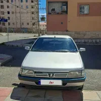 پژو ۴۰۵ مدل ۸۴ نقره‌ای..