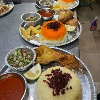 همکاری در آشپزخانه و ظرفشوری|استخدام خدمات فروشگاه و رستوران|سنگر, |دیوار