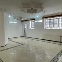 آپارتمان ۱۳۰ متری ۳ خواب با کاربری تجاری اداری