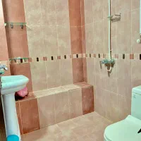 مبله صدرا دوخواب لوکس پارکینگ دار|اجارهٔ کوتاه‌مدت آپارتمان و سوئیت|شیراز, شهرک گلستان|دیوار