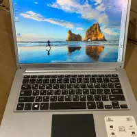 لب تاپ کار کرد خوب