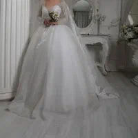 لباس عروس در حد نو