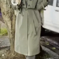 مانتودوتکه|لباس|شیراز, ارم|دیوار