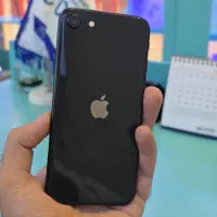 گوشی آیفون se