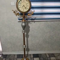 ساعت ایستاده بسیار شیک